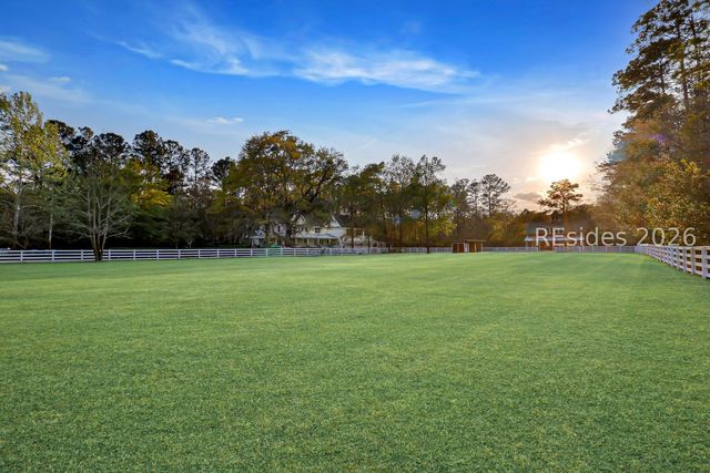 82 Rose Dhu Creek Plantation Dr, Bluffton, SC 29910