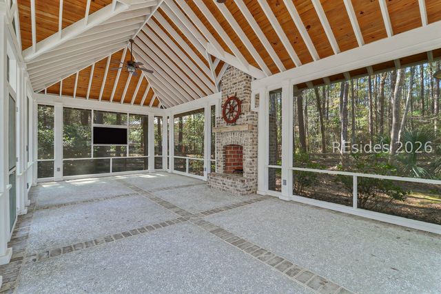 82 Rose Dhu Creek Plantation Dr, Bluffton, SC 29910