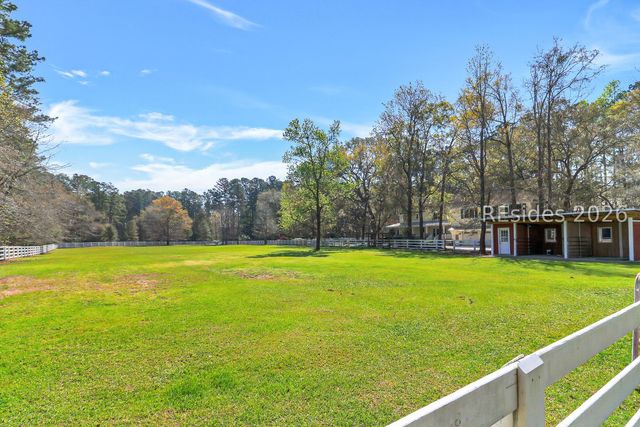 82 Rose Dhu Creek Plantation Dr, Bluffton, SC 29910