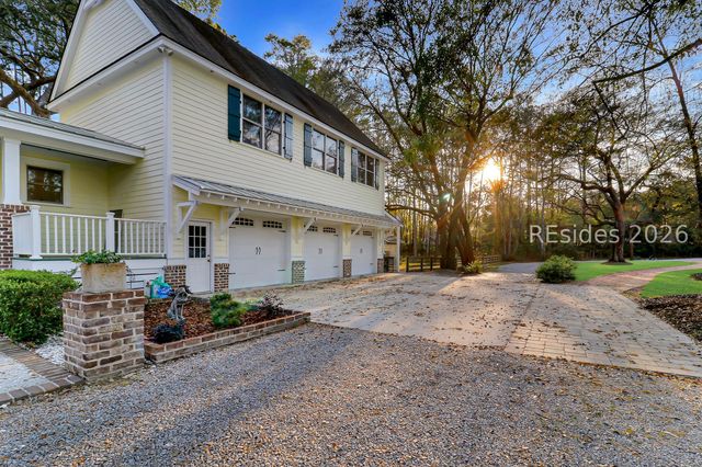 82 Rose Dhu Creek Plantation Dr, Bluffton, SC 29910