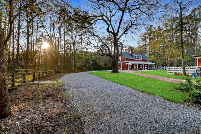 82 Rose Dhu Creek Plantation Dr, Bluffton, SC 29910
