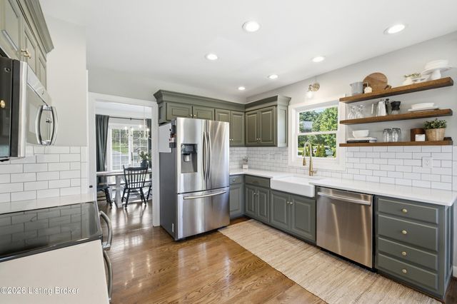 401 Wickfield Dr, Louisville, KY 40245