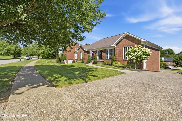 401 Wickfield Dr, Louisville, KY 40245