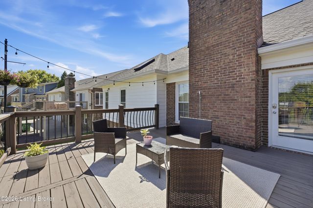 401 Wickfield Dr, Louisville, KY 40245