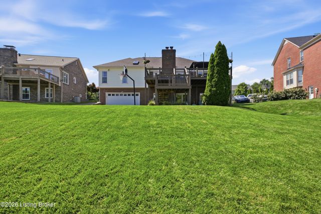 401 Wickfield Dr, Louisville, KY 40245