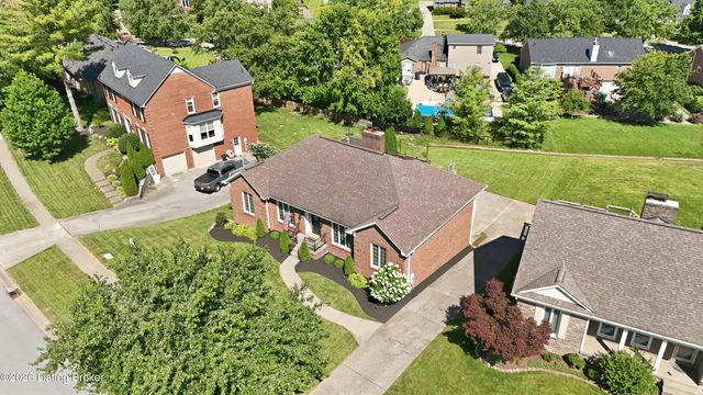 401 Wickfield Dr, Louisville, KY 40245