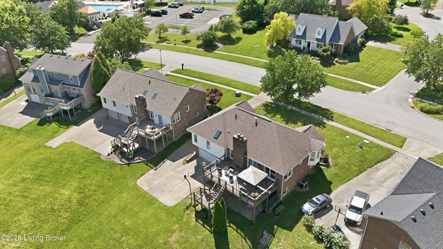 401 Wickfield Dr, Louisville, KY 40245