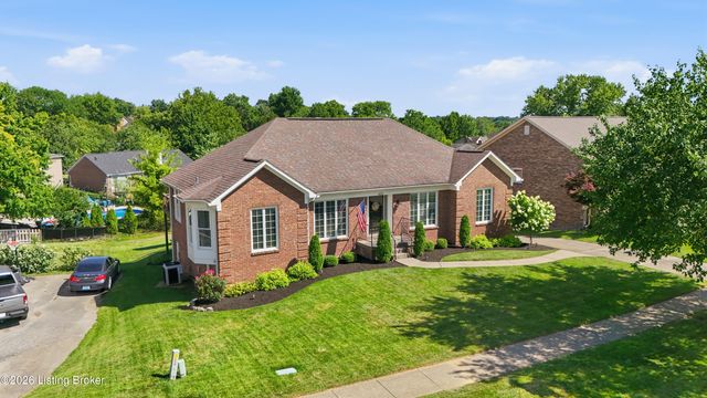 401 Wickfield Dr, Louisville, KY 40245