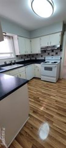 29359 Hemlock Drive, Farmington Hills, MI 48336