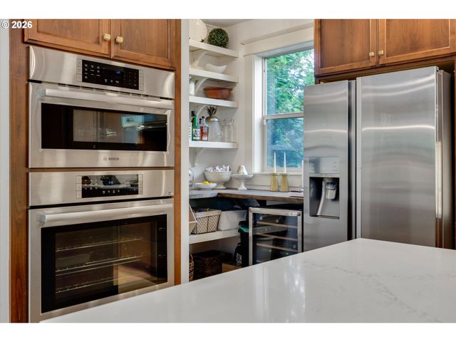 10766 Se TURNBERRY Loop, Happy Valley, OR 97086