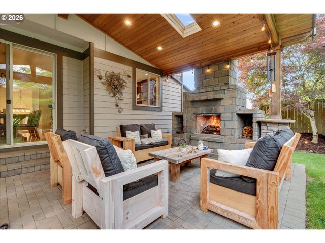 10766 Se TURNBERRY Loop, Happy Valley, OR 97086