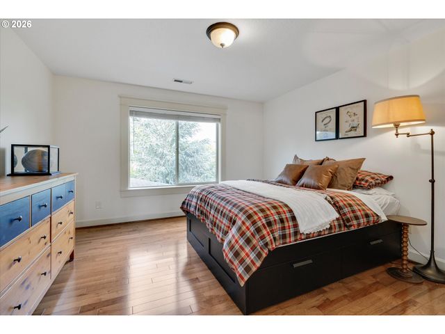 10766 Se TURNBERRY Loop, Happy Valley, OR 97086