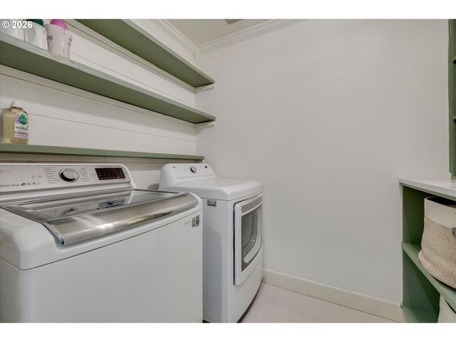 10766 Se TURNBERRY Loop, Happy Valley, OR 97086