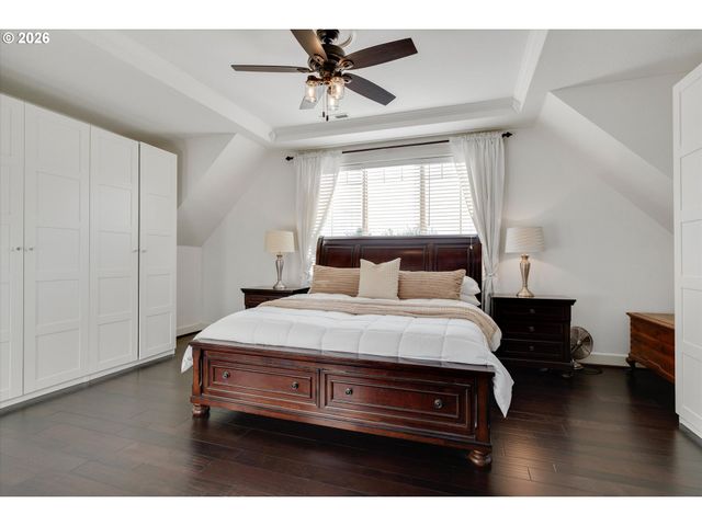 10766 Se TURNBERRY Loop, Happy Valley, OR 97086