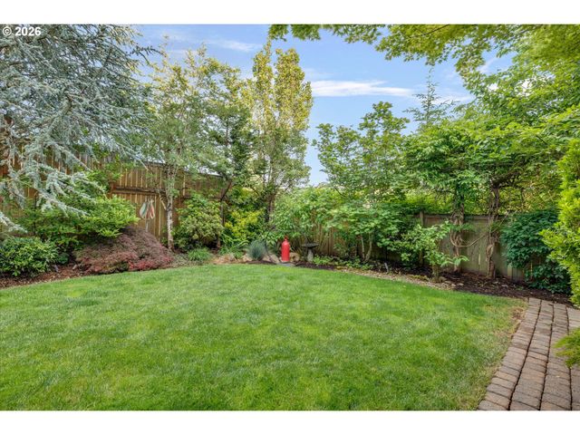 10766 Se TURNBERRY Loop, Happy Valley, OR 97086