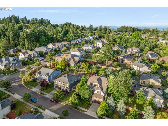 10766 Se TURNBERRY Loop, Happy Valley, OR 97086