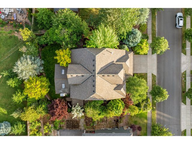 10766 Se TURNBERRY Loop, Happy Valley, OR 97086