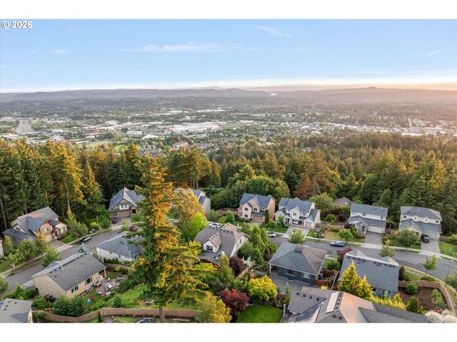 10766 Se TURNBERRY Loop, Happy Valley, OR 97086