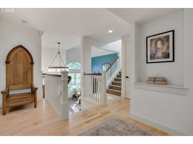 10766 Se TURNBERRY Loop, Happy Valley, OR 97086