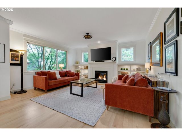 10766 Se TURNBERRY Loop, Happy Valley, OR 97086