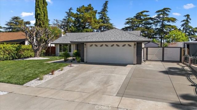 355 N Wisteria Avenue, Rialto, CA 92376