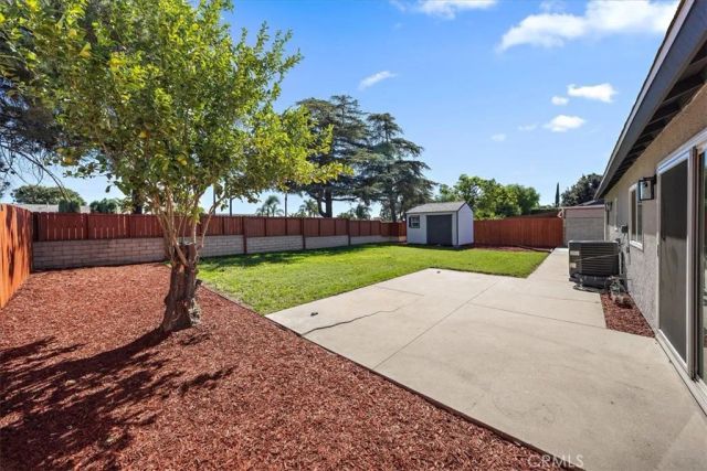 355 N Wisteria Avenue, Rialto, CA 92376
