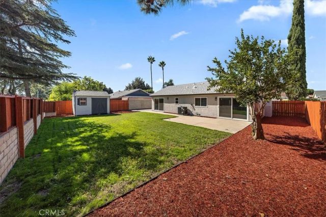 355 N Wisteria Avenue, Rialto, CA 92376