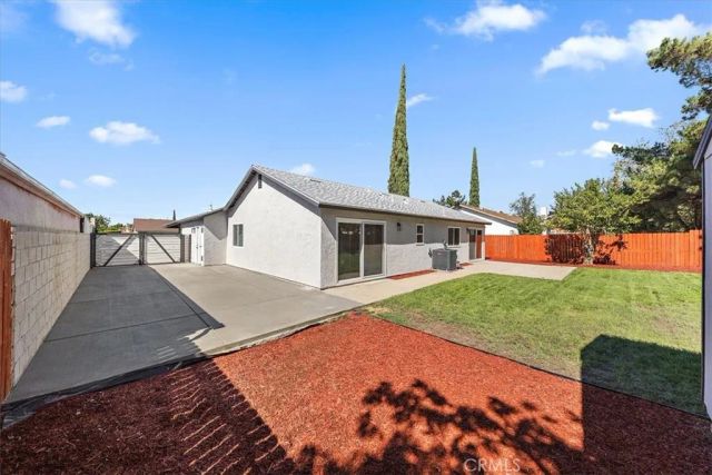 355 N Wisteria Avenue, Rialto, CA 92376