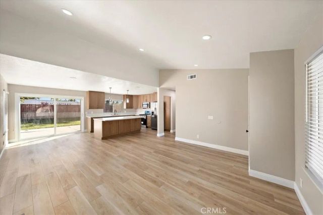 355 N Wisteria Avenue, Rialto, CA 92376