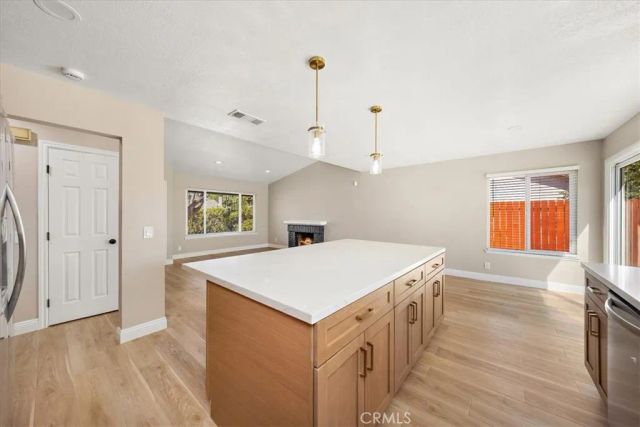 355 N Wisteria Avenue, Rialto, CA 92376
