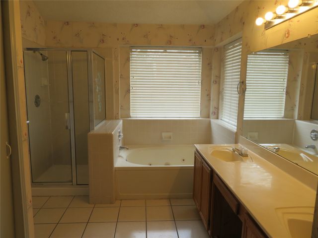 1104 Germany Drive, Cedar Hill, TX 75104