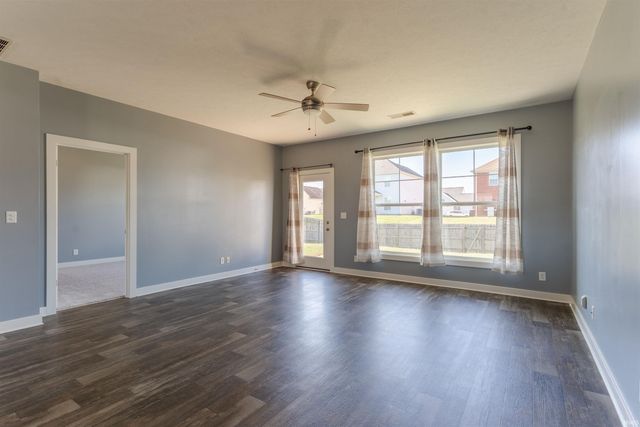 3139 Capstone Court, Newburgh, IN 47630