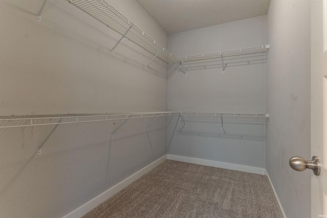 3139 Capstone Court, Newburgh, IN 47630