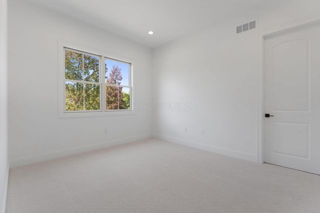 8168 Campbell Lane, Dublin, OH 43017