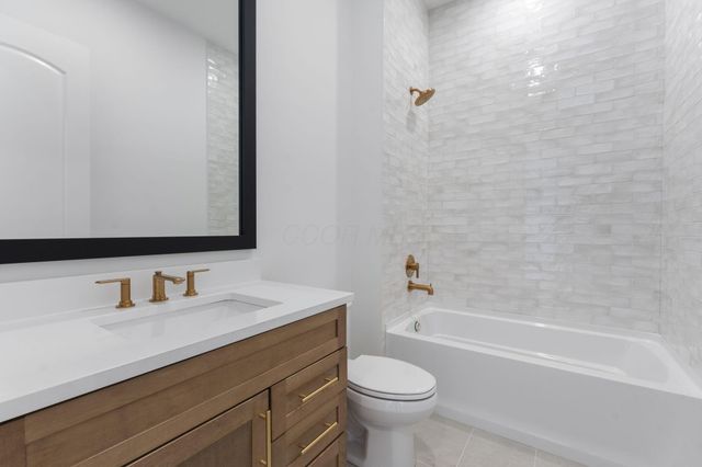 8168 Campbell Lane, Dublin, OH 43017