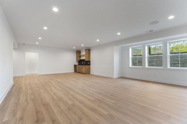 8168 Campbell Lane, Dublin, OH 43017