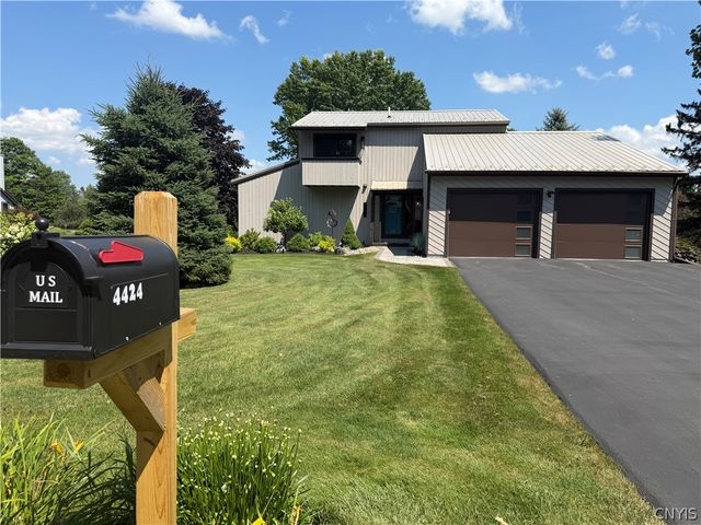 4424 Belleflower Circle, Onondaga, NY 13215