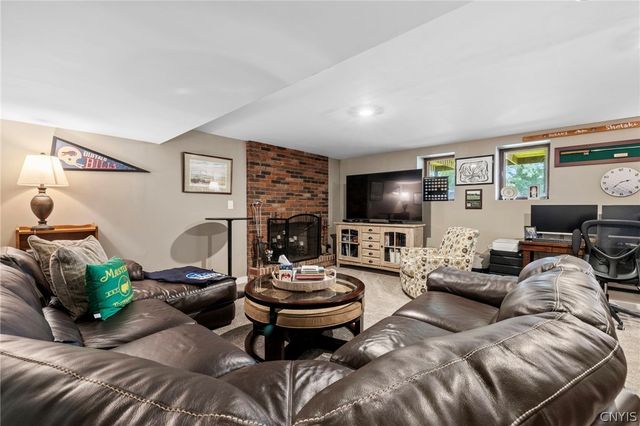 4424 Belleflower Circle, Onondaga, NY 13215