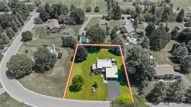 4424 Belleflower Circle, Onondaga, NY 13215