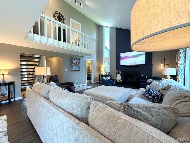 4424 Belleflower Circle, Onondaga, NY 13215
