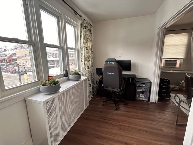 2150 Wightman St, Squirrel Hill, PA 15217