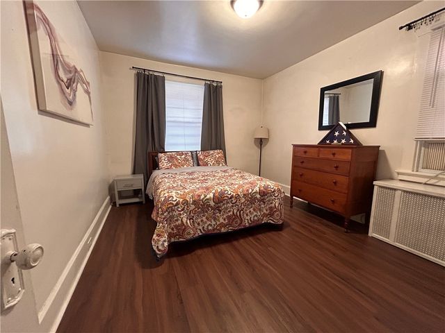 2150 Wightman St, Squirrel Hill, PA 15217