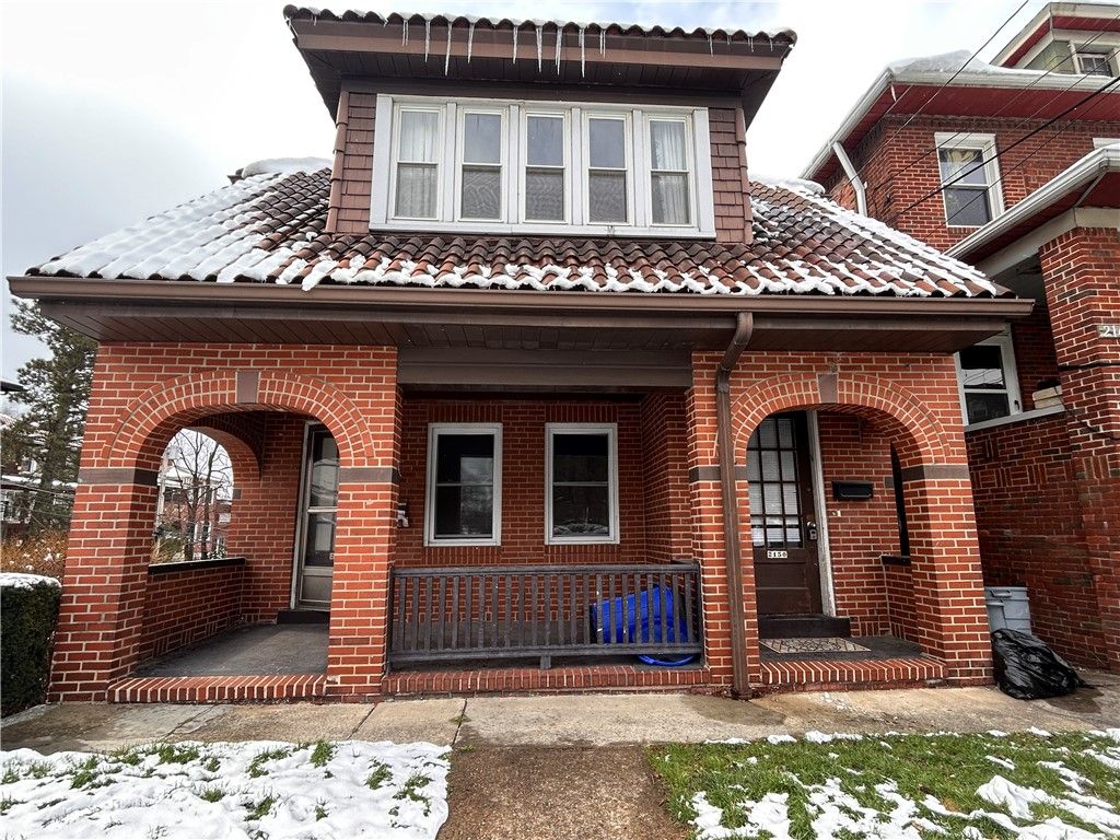 2150 Wightman St, Squirrel Hill, PA 15217