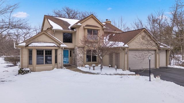 1414 W El Rancho DRIVE, Mequon, WI 53092