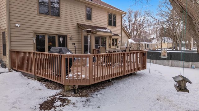 1414 W El Rancho DRIVE, Mequon, WI 53092