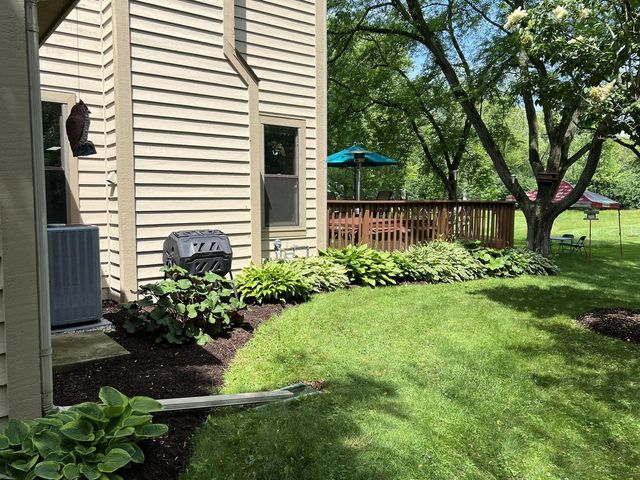 1414 W El Rancho DRIVE, Mequon, WI 53092