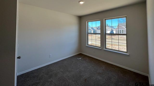 151 Dry Creek Lane, Canton, TX 75103