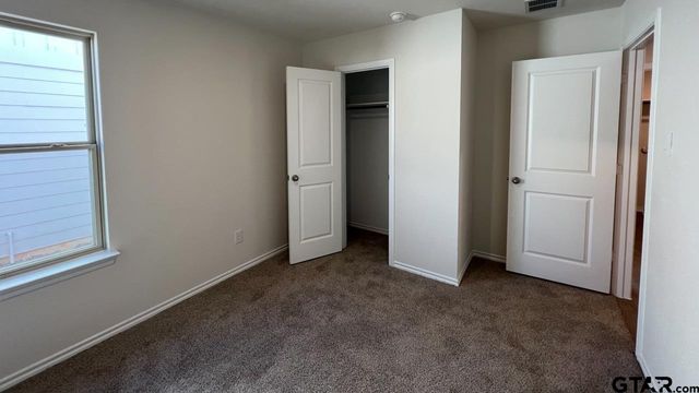 151 Dry Creek Lane, Canton, TX 75103