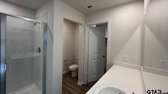 151 Dry Creek Lane, Canton, TX 75103