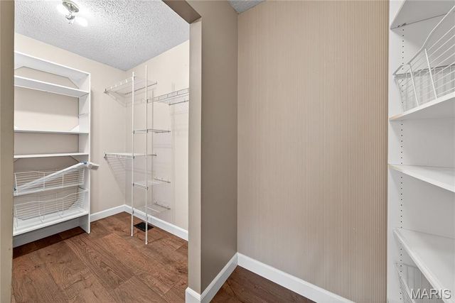 827 Edgewood Drive, Lake St Louis, MO 63367